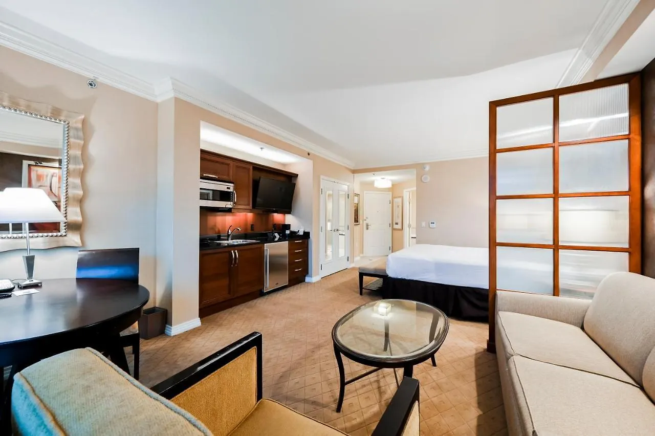 Aparthotel Penthouse Suite With Strip View At The Signature At Mgm Grand Las Vegas